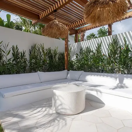 The Young Villas - Uluwatu Exterior photo