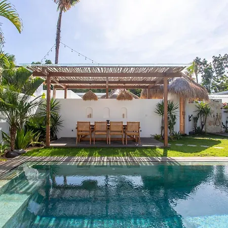 The Young Villas - Uluwatu Exterior photo