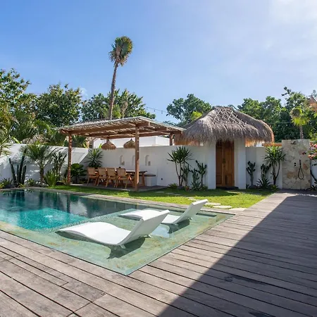 The Young Villas - Uluwatu Exterior photo