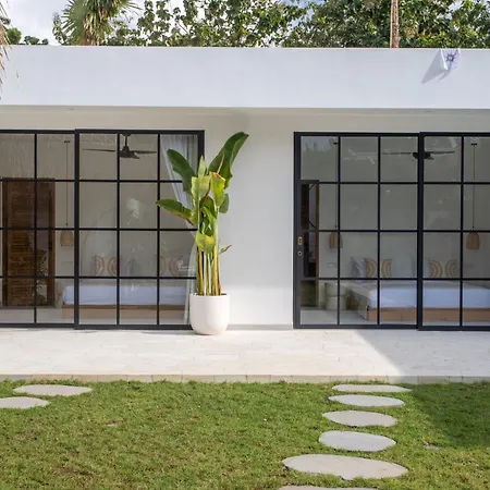 The Young Villas - Uluwatu Exterior photo