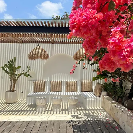 The Young Villas - Uluwatu Exterior photo