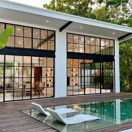 The Young Villas - Uluwatu Exterior photo