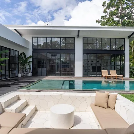 The Young Villas - Uluwatu Exterior photo