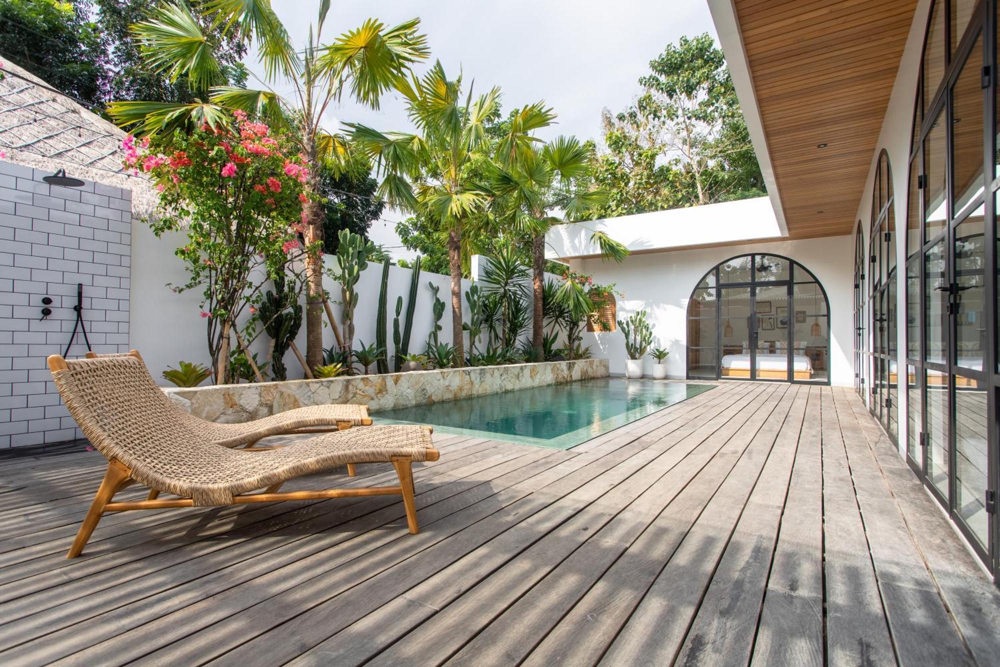 The Young - Uluwatu (Bali)